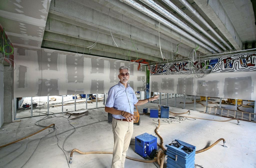 Otto-Hahn-Gymnasium bleibt länger Baustelle – Uhland-Schule wird bis Herbst 2020 erweitert: Wasserschaden verzögert den Baufortschritt