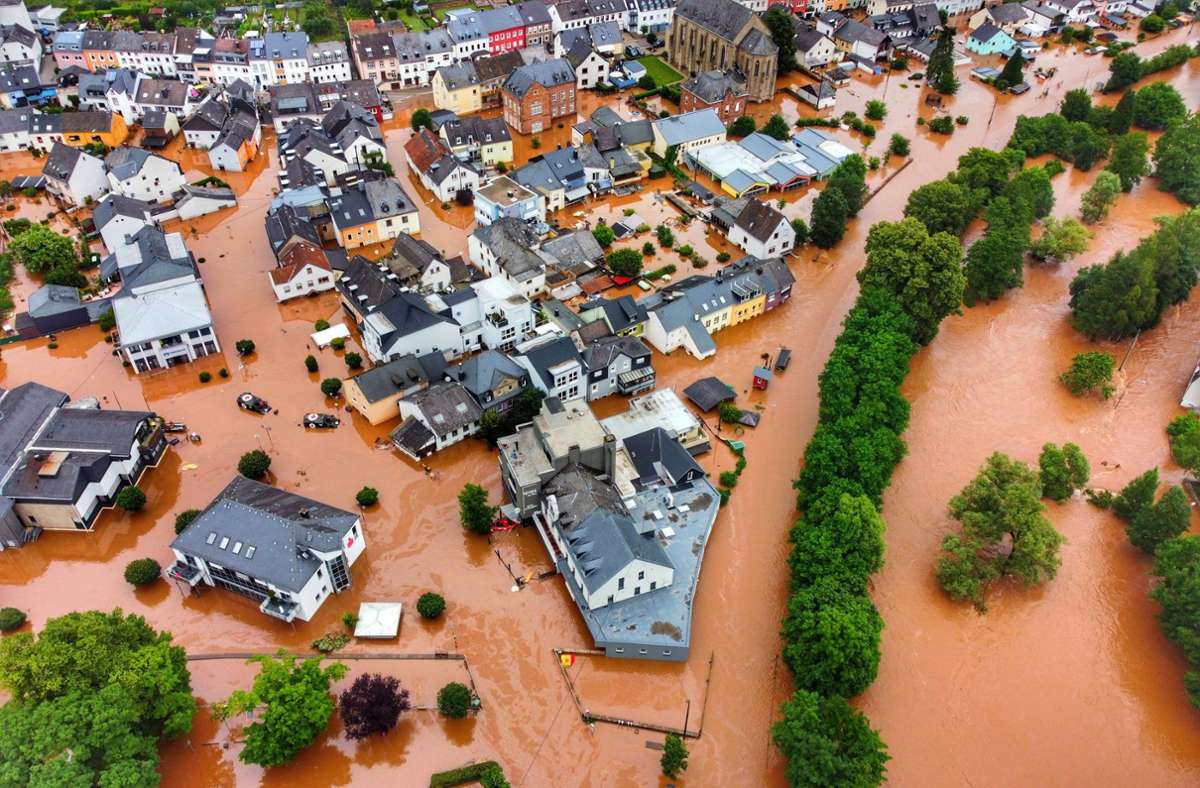 Nordrhein-Westfalen und Rheinland-Pfalz: Hochwasserkatastrophe trifft auch viele Unternehmen hart