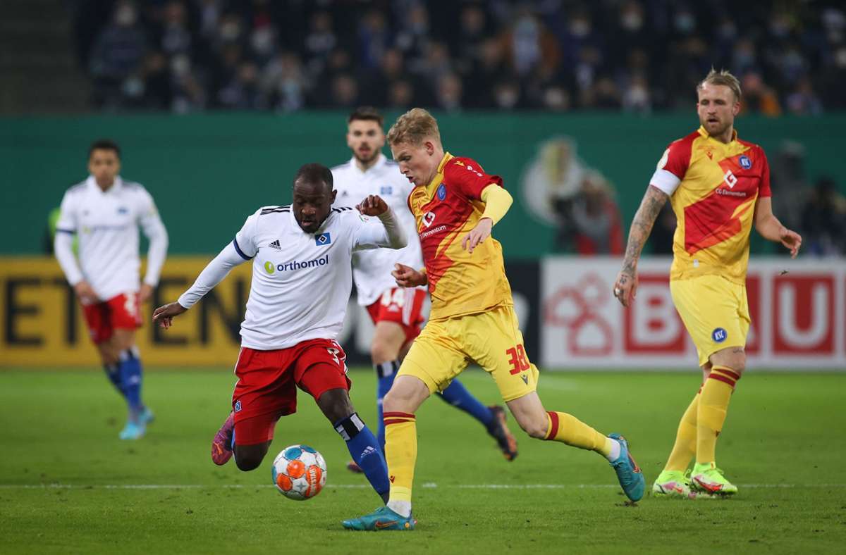 DFB-Pokal: HSV siegt im Elfmeterschießen gegen Karlsruhe