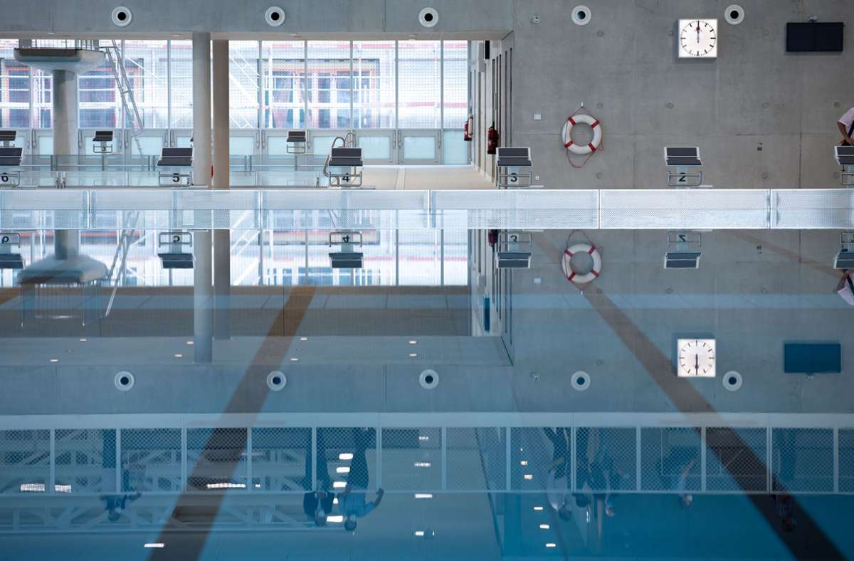 Ein Ein-Meter-Brett und ein Drei-Meter-Turm stehen für die Schwimmsportler zur Verfügung.