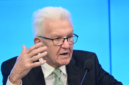 Ministerpräsident Winfried Kretschmann hat kein Verständnis für geflüchtete Straftäter. Foto: dpa/Bernd Weißbrod