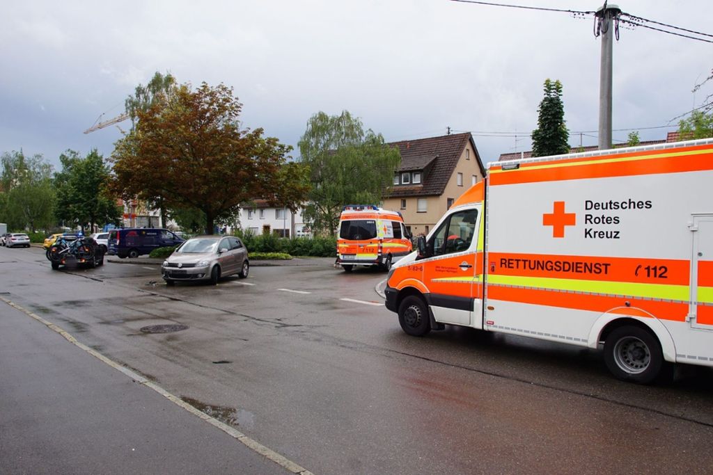 12.7.2019  Zwei leichtverletzte Personen und Sachschaden bei Pkw-Unfall in Weilheim.