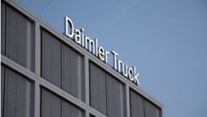 Lkw-Bauer   mit Sitz in Leinfelden-Echterdingen: Daimler Truck holt Mitarbeiter aus Untertürkheim auf die Fildern